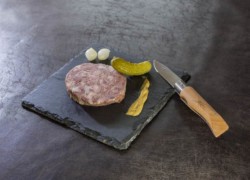 Photo assiette de charcuterie