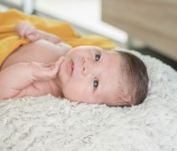 photo bébé regard