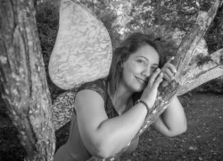 photo portrait femme aile de papillon