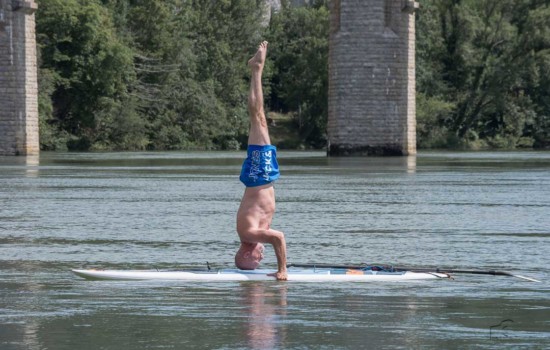 Photo paddle yoga